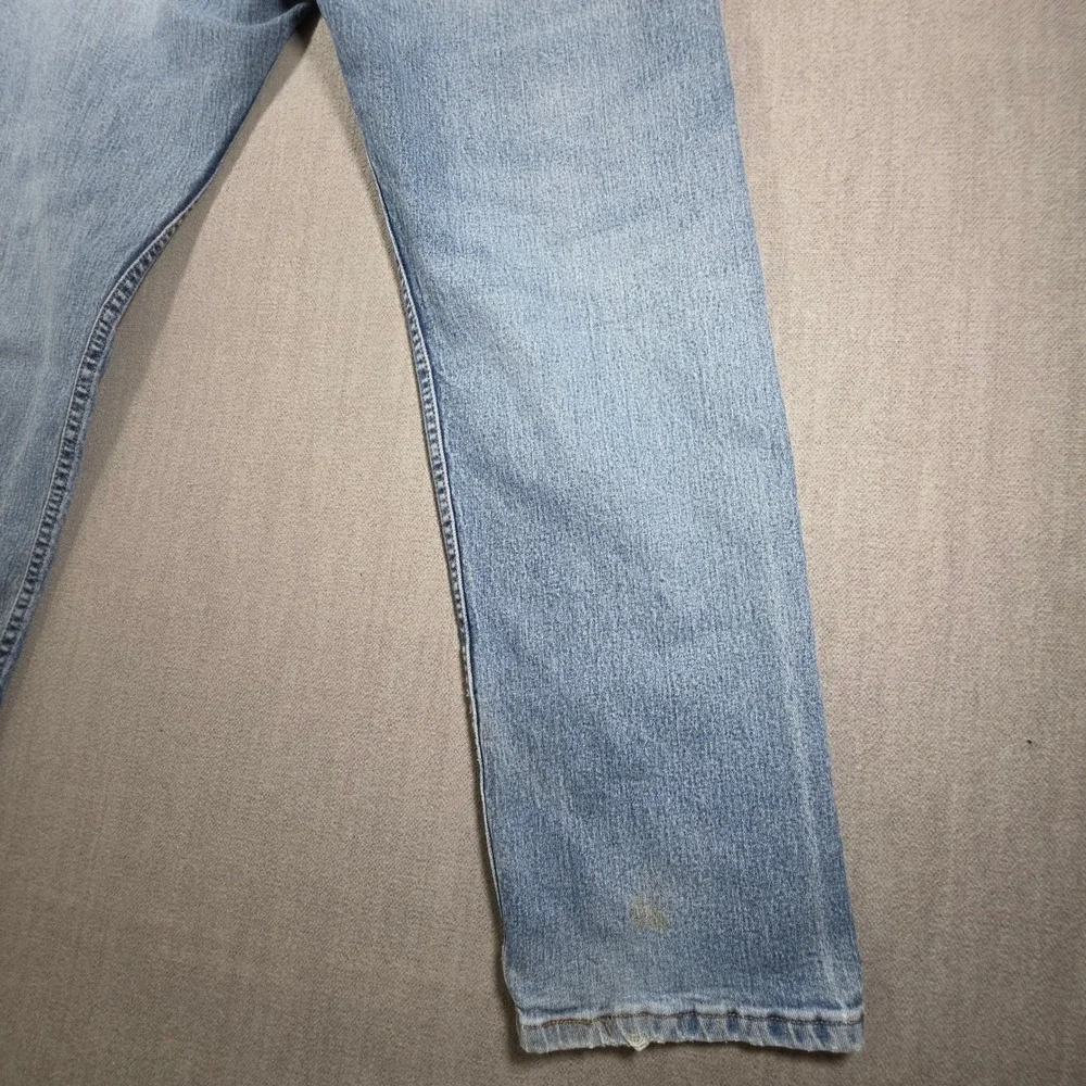 Wrangler Jeans‎ Mens 38x32 Light Wash Relaxed Fit Distressed Denim 97FXWXD